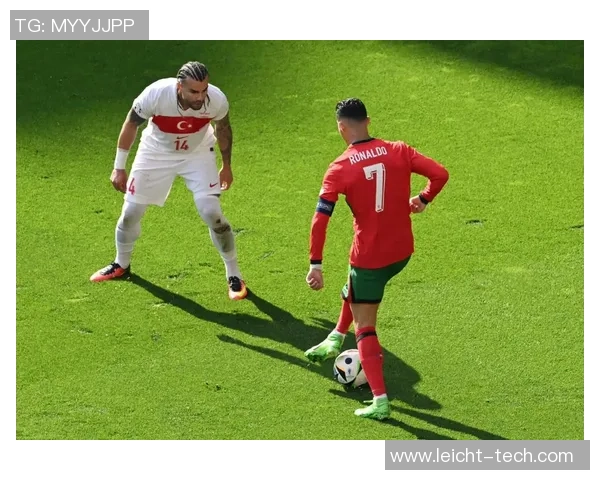 球星视角解读C罗的足球风格与成就之路