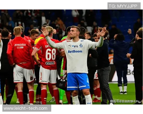 从球场英姿到日常圆润细数那些因足球退役而逐渐发福的知名球星 从球场英姿到日常圆润细数那些因足球退役而逐渐发福的知名球星